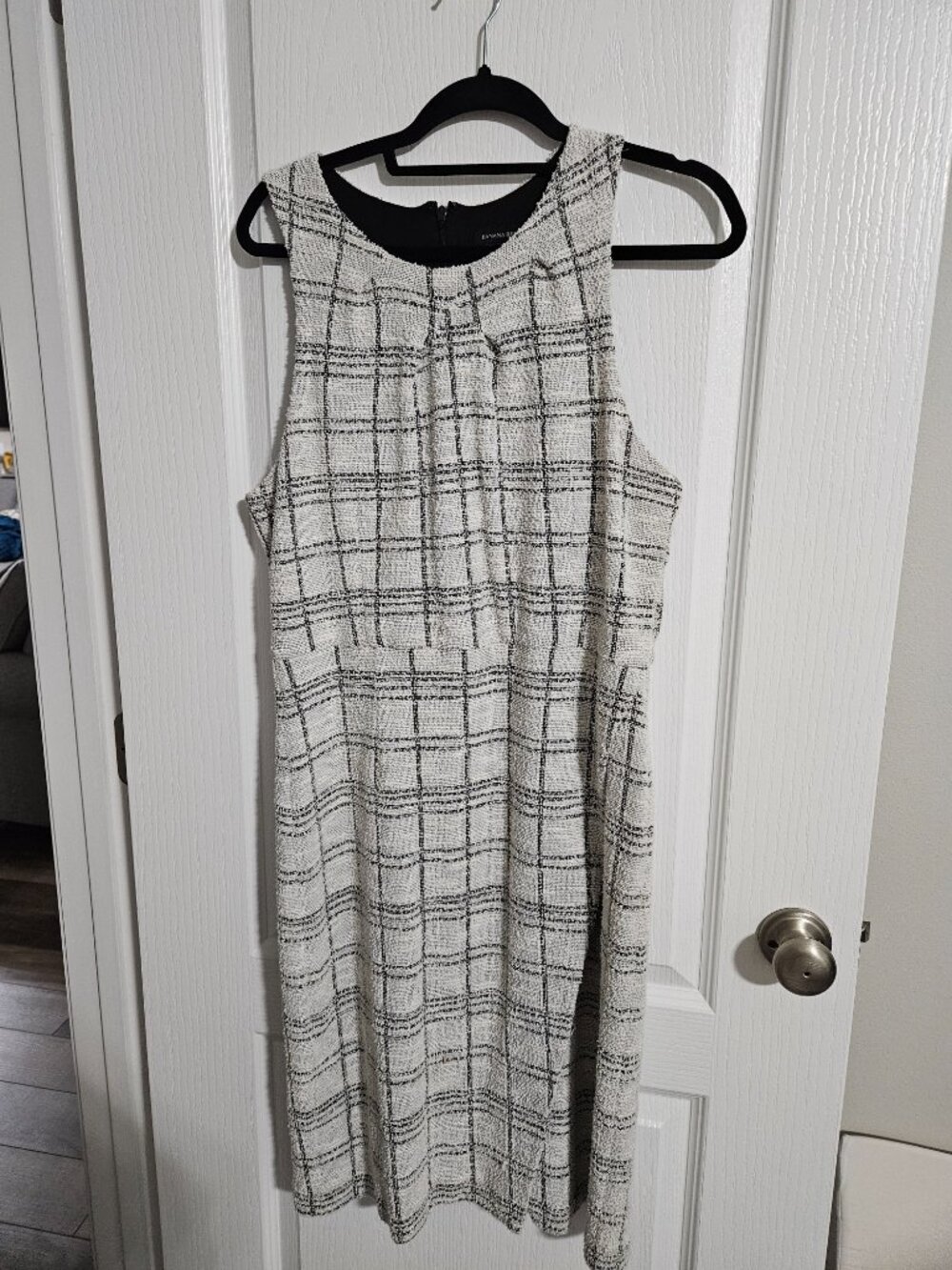 Women's Dress Bundle- Size Large 1